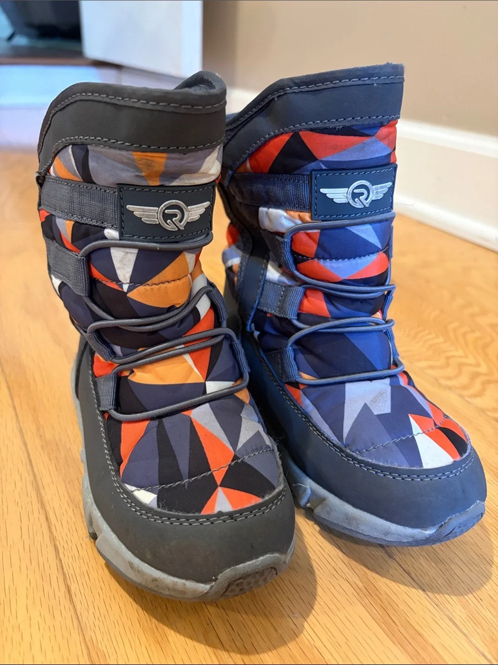 Children's Waterproof Winter Boots - Gray & Orange Geometric